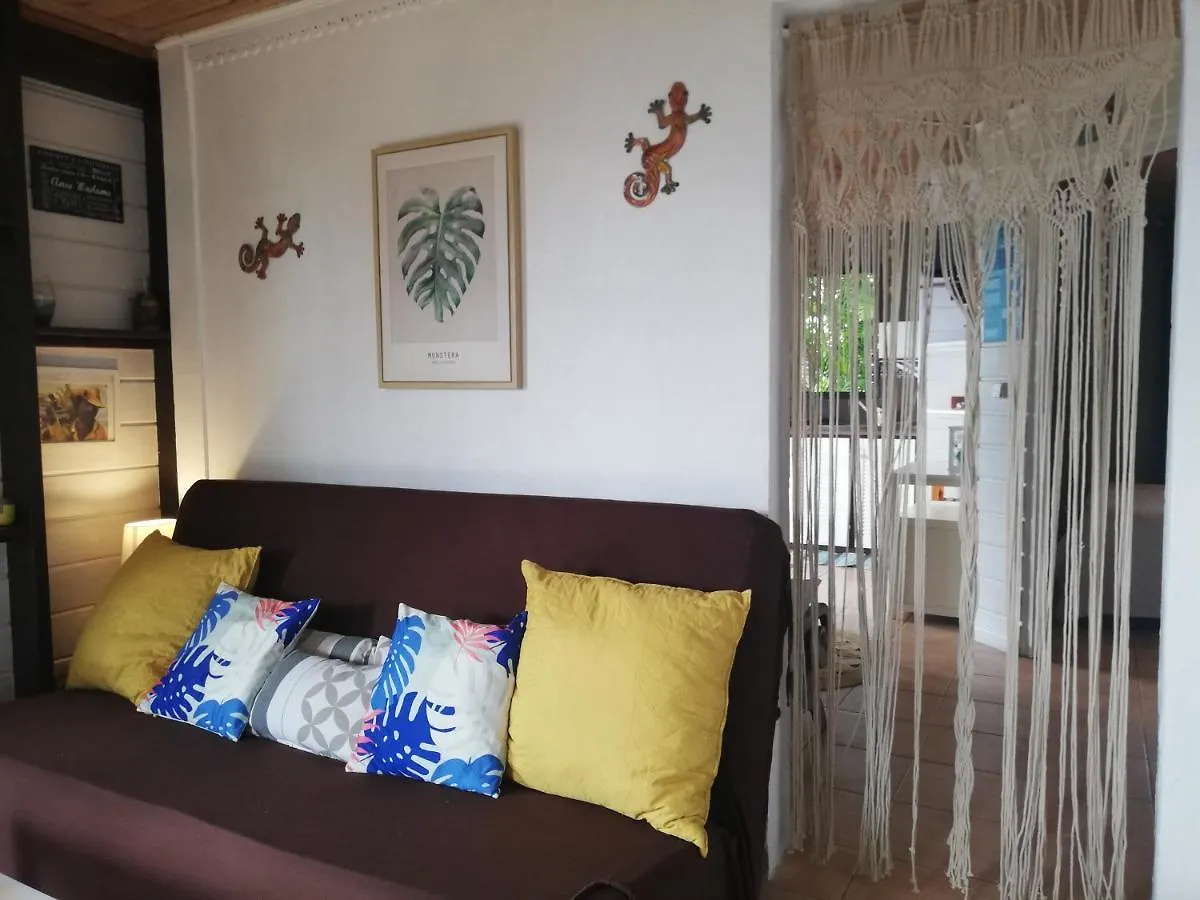 Semesterbostad Vanille Lodge Le Marin